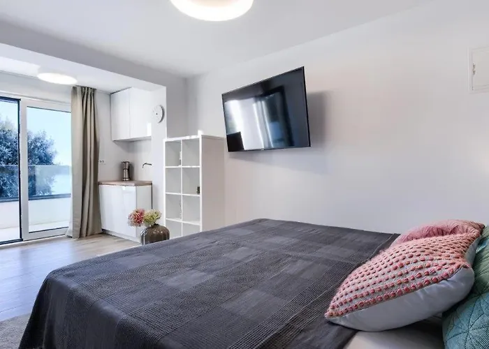 Bonelli Pjescana Uvala